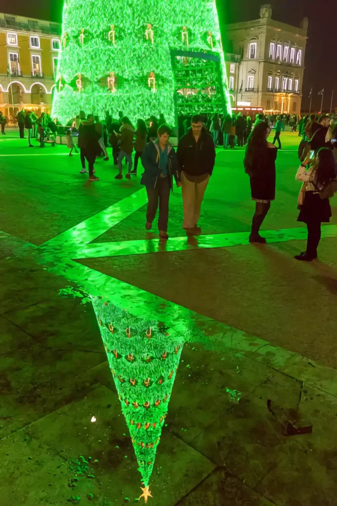 Grüner Neon Weihnachtsbaum