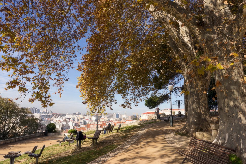 Torel Garten mit Blick über Lissabon