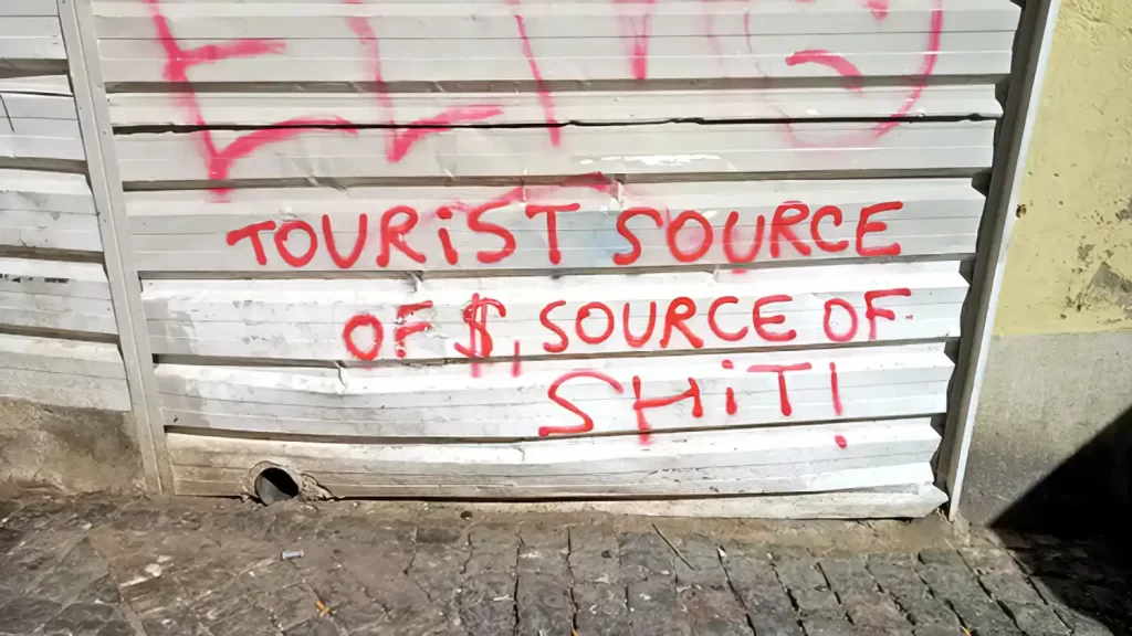 Touristen Geht Nach Hause Graffiti