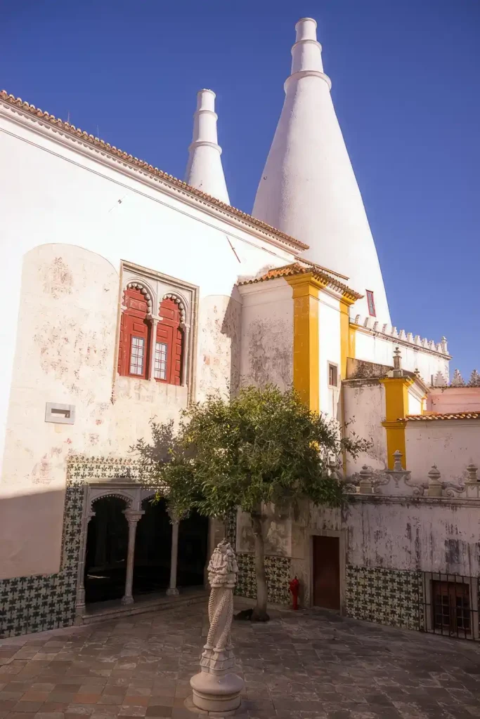 Der Palácio Nacional de Sintra 12 14 Palacia Nacional de Sintra DSC05552