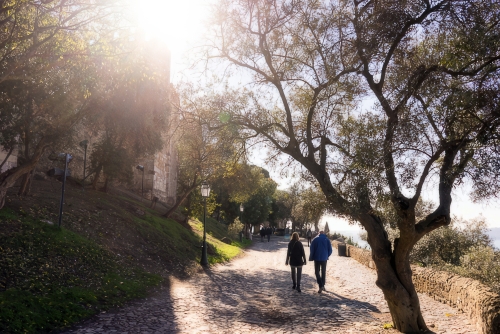 Sonniger Tag an der Sao Jorge Burg